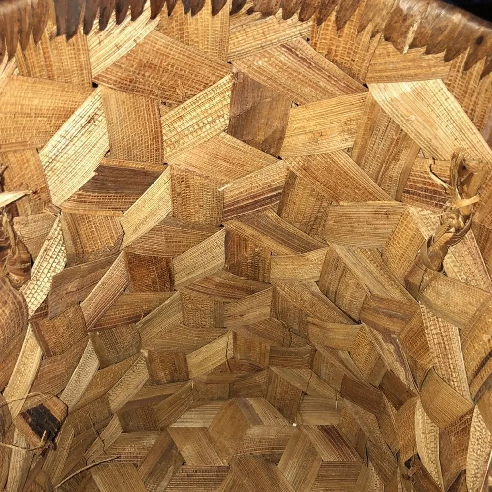 Bamboo Woven Pleated Handmade Cylinder Tube Basket with a Lid and Handles